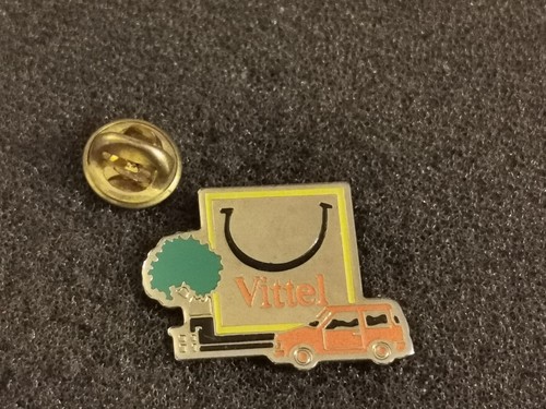 Pin vittel car tree - tree, bag