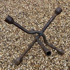 Period Spider Wheel Brace