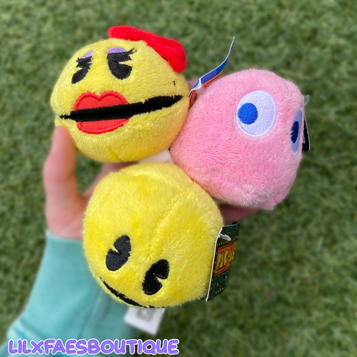 Bnwt pacman soft toy - 3,