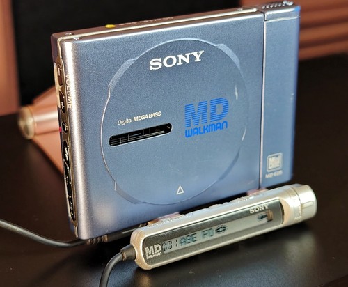 Great condition sony e25 - great, mz-e25