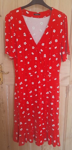 Beautiful roman red floral - roman,