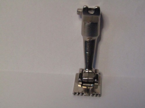 Bernina groove pin tuck foot - bernina,
