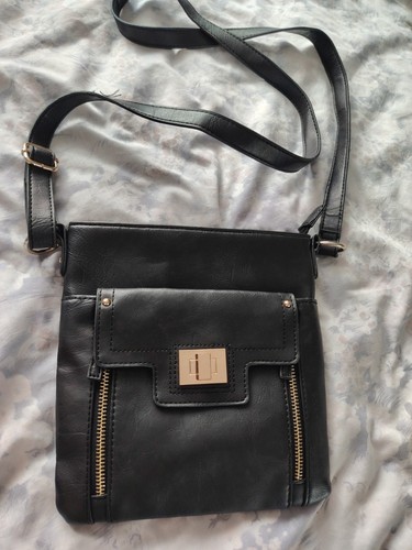 Balck massenger crossbody - balck, massenger,