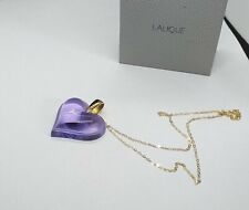 PENDANT LALIQUE SATIN BEAUTIFUL SMALL PURPLE HEART / 9 CT GOLD CHAIN & SILK CORD