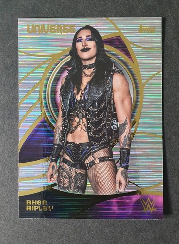 Topps universe wwe 2026 rhea - wwe,