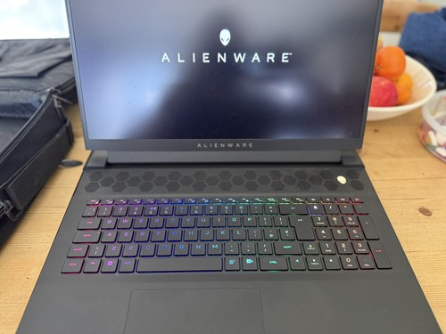 Alienware m18 rtx 4080 12gb - alienware,