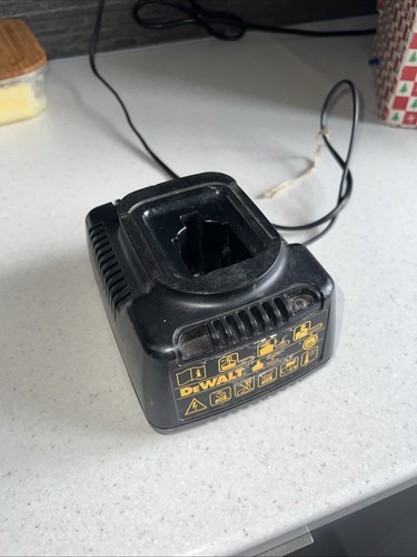 Dewalt de9116 battery - dewalt, charger