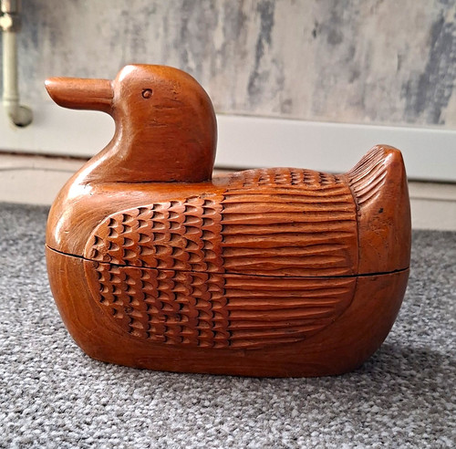Carved wooden duck trinket box - carved,