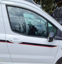 2019 FORD TRANSIT COURIER SPORT O/S/F DRIVERS SIDE FRONT DOOR IN WHITE NO MIRROR