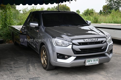 Truck photo 12x8 isuzu - 12x8,