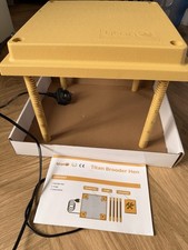 Titan Brooder Hen 30x30cm 20W