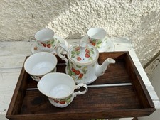 Queen's England Bone China Virginia Strawberry set for 2