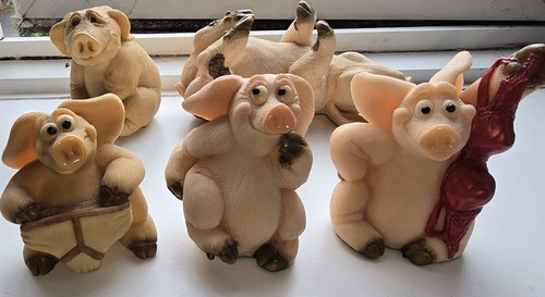 David corbridge piggin pigs - corbridge,
