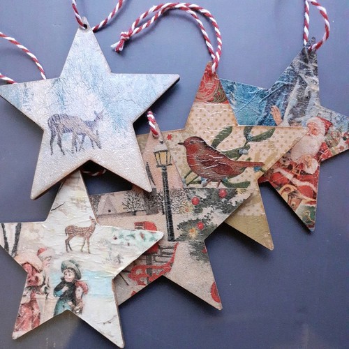 Set five wooden hanging - set,