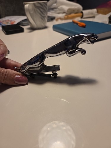 Jaguar bonnet mascot chrome - jaguar,