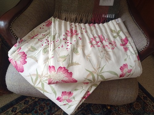 Laura ashley neisha - ashley,