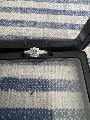 Moissanite gra certified - moissanite,