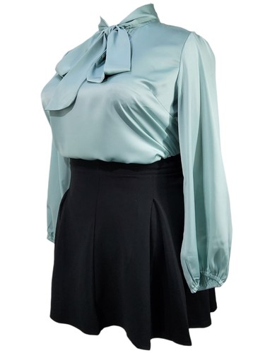 Mint green fluid shiny