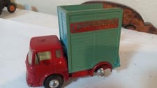 CORGI  TOYS CHIPPERFIELDS