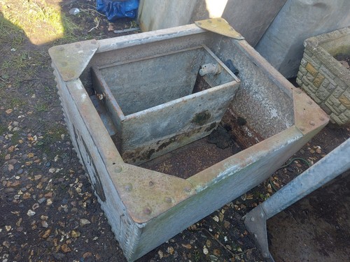Small rivited galvanised - rivited,