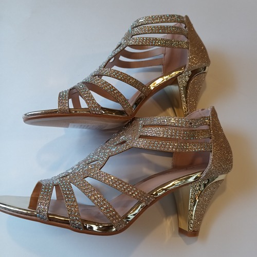 Strappy wedge high heel - high,