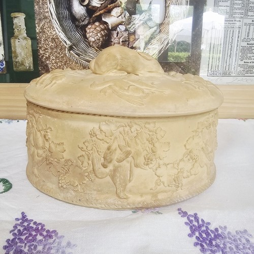 Antique wedgwood caneware game - antique,