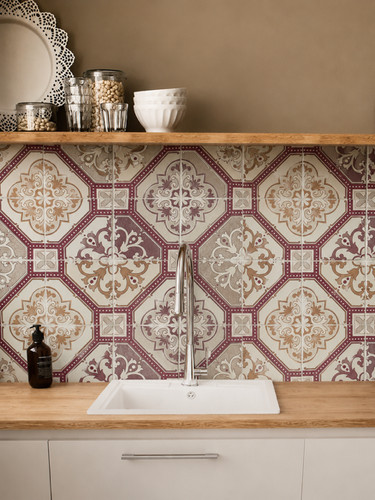 Red victorian tile - red,