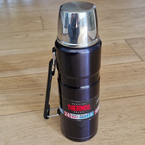 Thermos flask large matt black