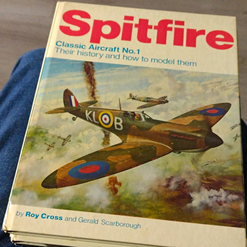 Airfix set model books - 5,