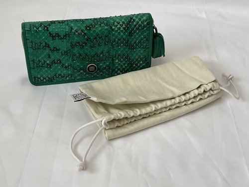 Loewe wallet green - loewe, python