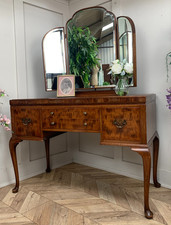 VINTAGE ANTIQUE QUEEN ANNE