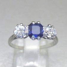 ART DECO STUNNING 1.00CT