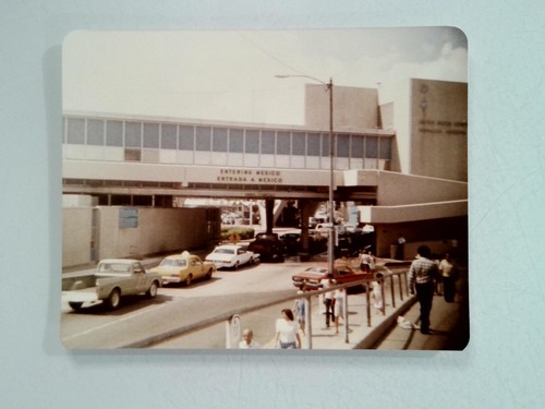 Vintage photo entering mexico - photo,