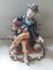 large Capodimonte tramp on
