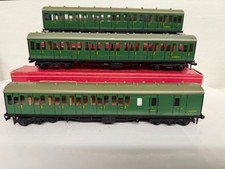 HORNBY DUBLO COACHES. 2 x 4081