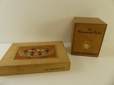 (RefJOH39) Pair of Henri