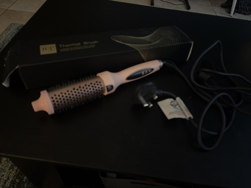 Wavy talk thermal brush