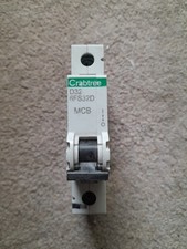 CRABTREE 32 AMP CURVE D 6kA