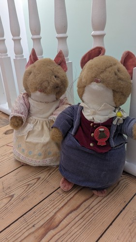 Vintage brambly hedge golden - hedge,