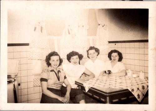 Vintage 1940s 50s - 1940s-50s, photograph