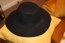 LADY'S   PANAMA HAT FROM MATALAN IN BLACK  WITH A BLACK BAND