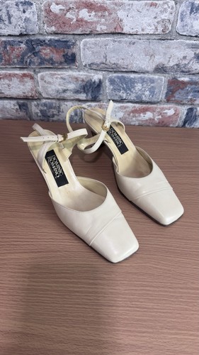 Vintage dominic romano - dominic, beige