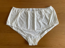 BNWOT - M&S Full Brief - Cream - Size 24 - Never Worn