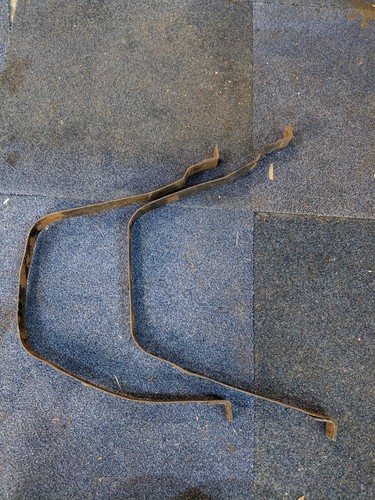 Tr3a petrol tank straps - petrol,