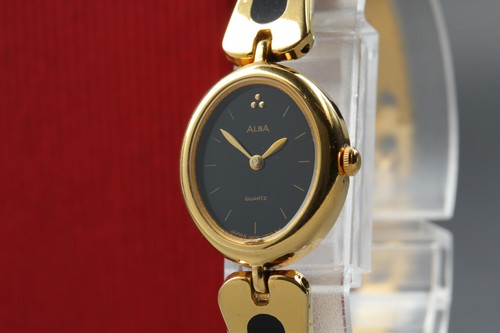 Vintage 1990 seiko alba - vintage,