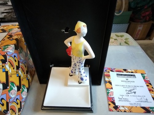 Vintage wedgwood clarice cliff - wedgwood,