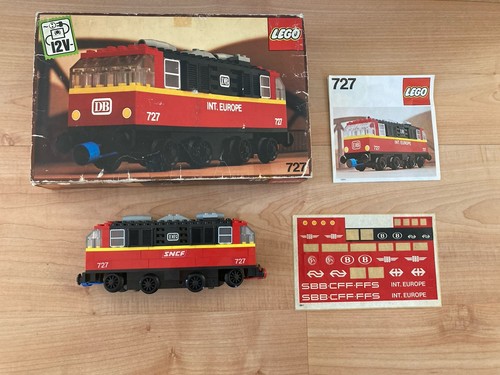 Lego vintage train 727