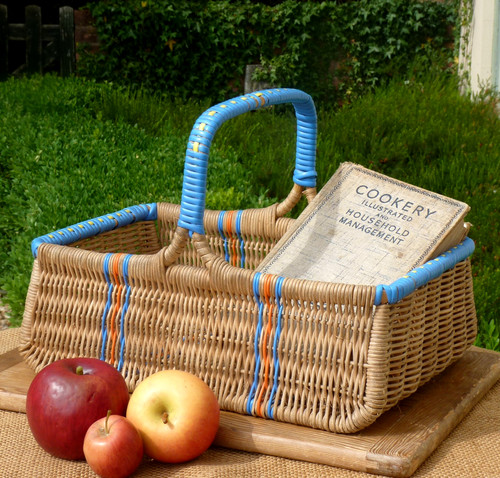 Vintage wicker shopping basket - wicker,