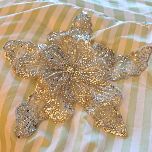 Silver sequin flower sew - silver, sew-on