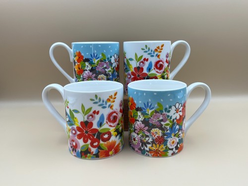 Four queens mugs - by, churchill